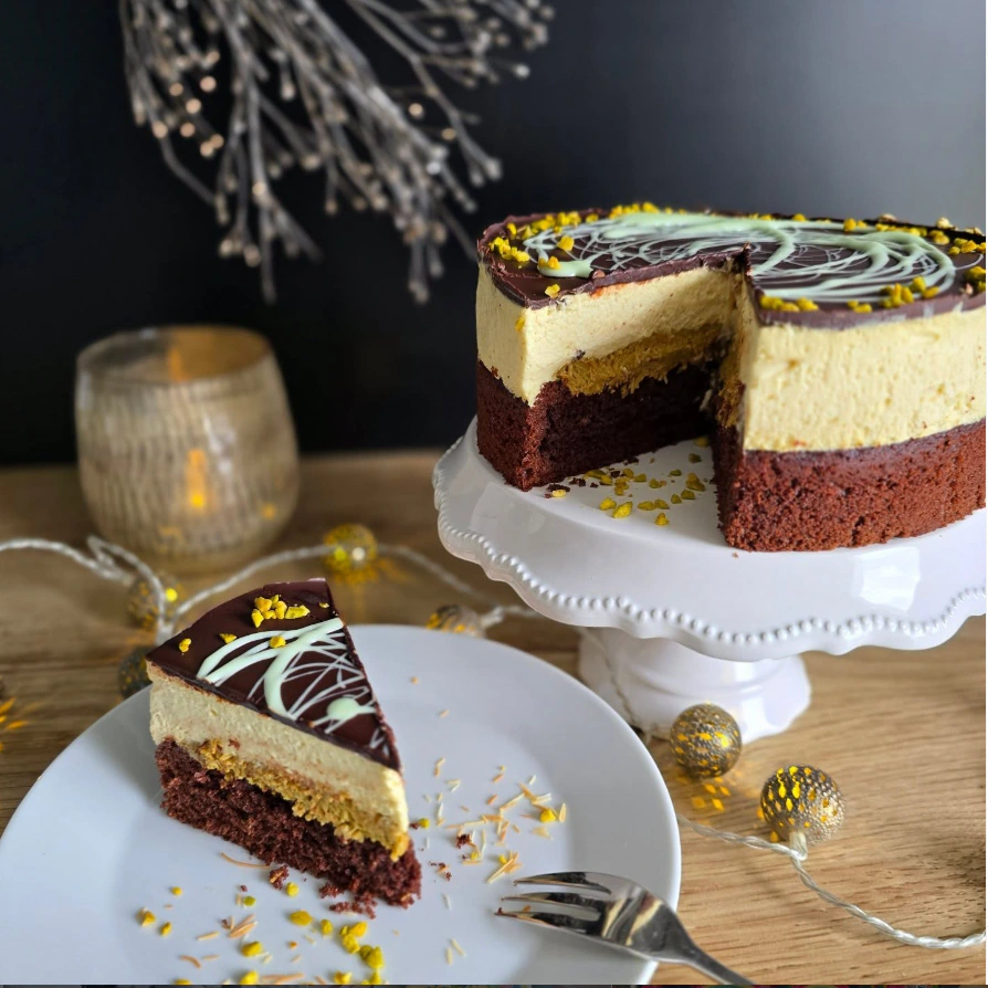Dubai-Torte mit Schokolade und Pistazie aus der Konditorei der Landbäckerei Friedrich
